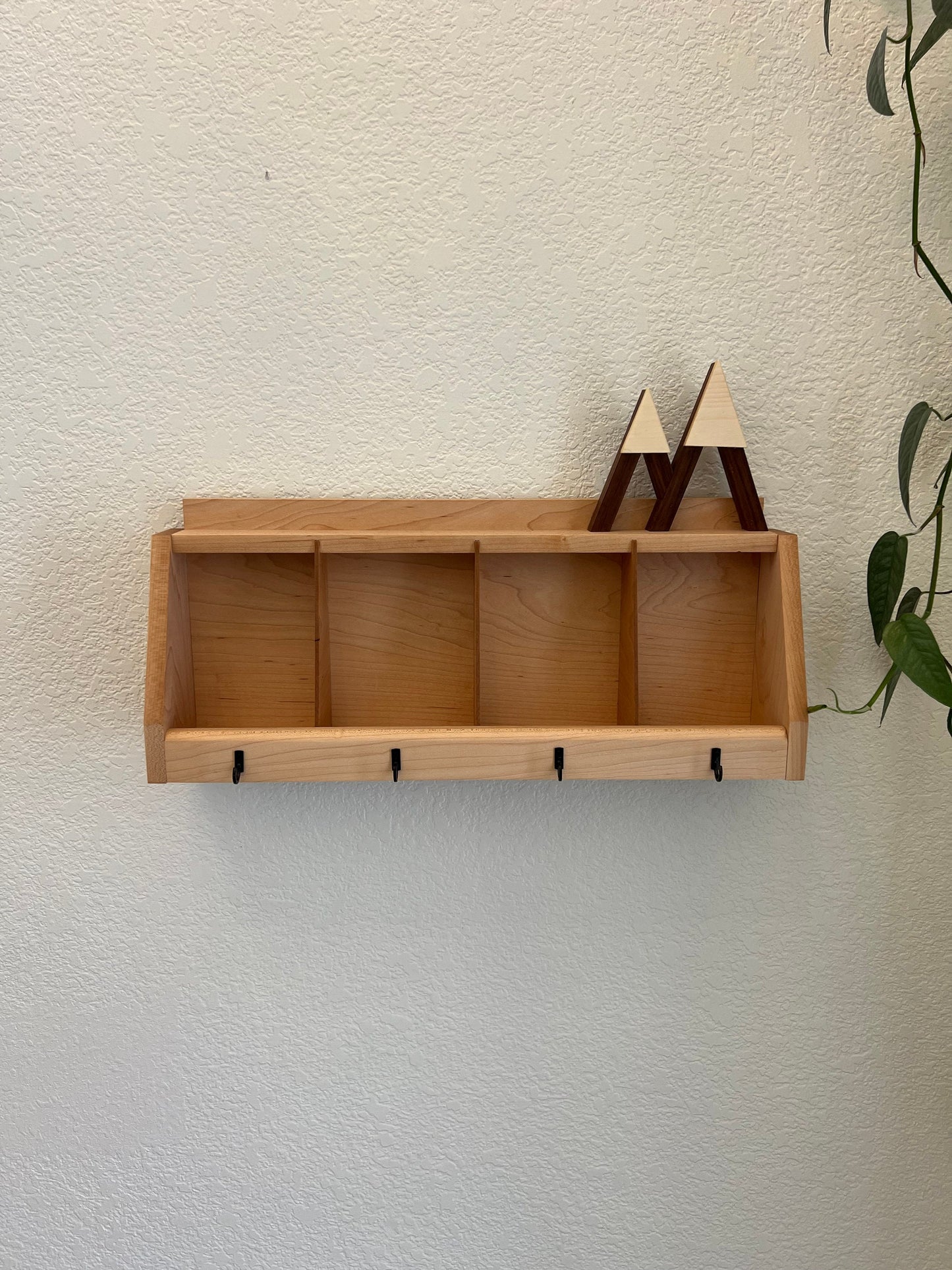 Handmade Wall Hanging Key Holder and Organizer - 4 key hooks - Solid Maple Hardwood - Entryway Organizer - Key Rack - Wallet Glasses Holder